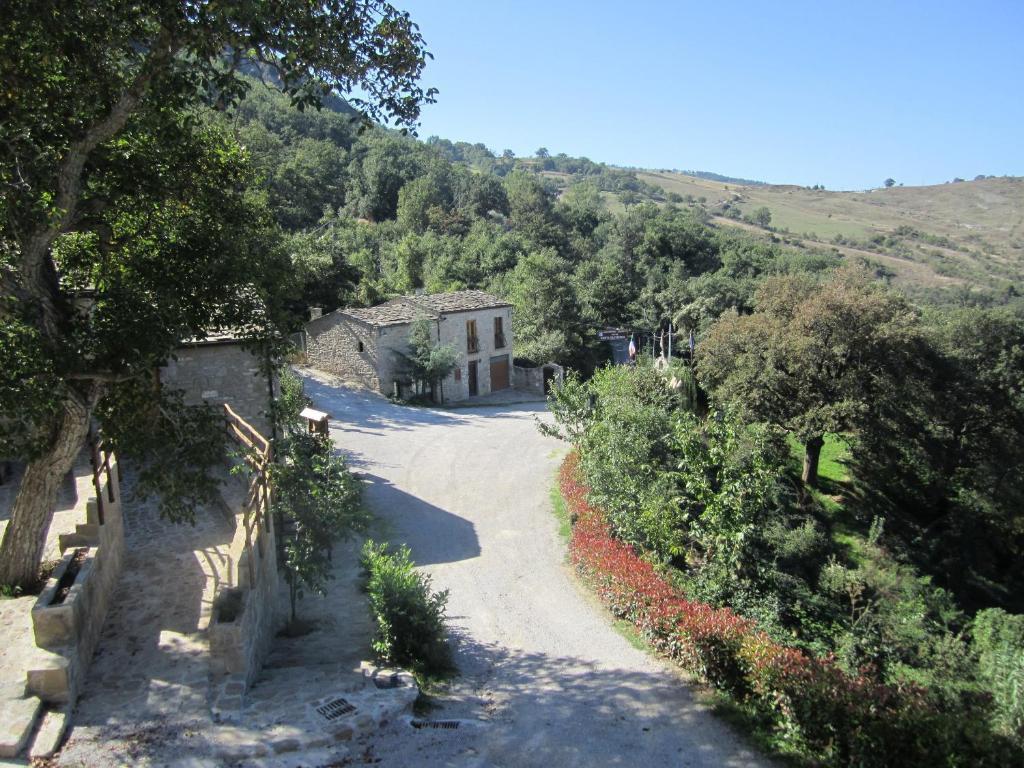 Agriturismo Grotta Dell'Eremita Albano di Lucania Exterior foto