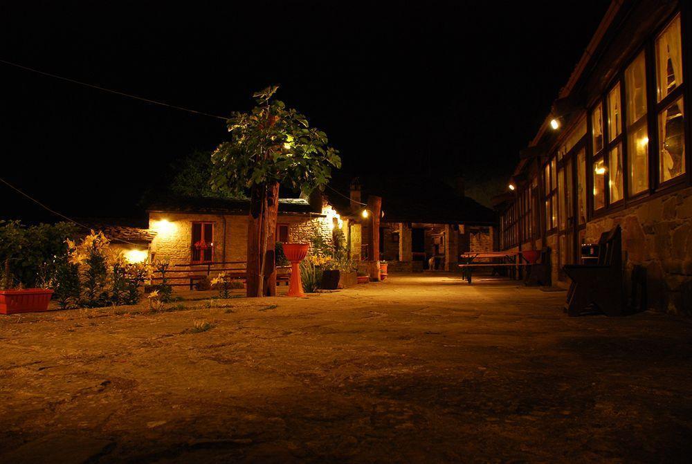 Agriturismo Grotta Dell'Eremita Albano di Lucania Exterior foto